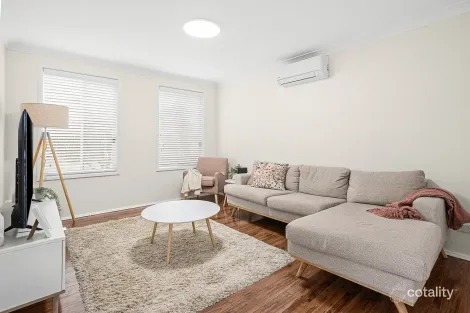 Property photo of 8/6 Macleay Place Albion Park NSW 2527