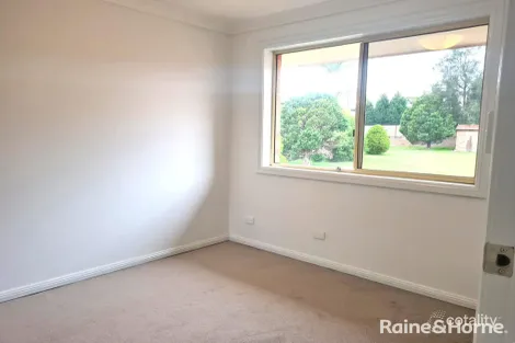 Property photo of 7/5 Jacquinot Place Glenfield NSW 2167