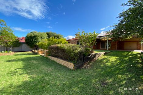 Property photo of 8 Briese Court Thurgoona NSW 2640