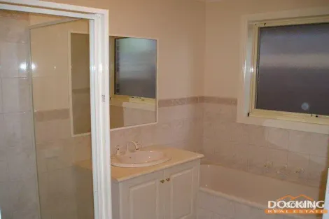 Property photo of 2/25 Glenburnie Road Mitcham VIC 3132