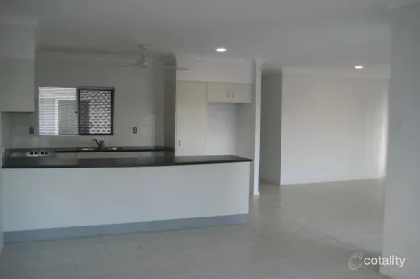 Property photo of 90 Estuary Parade Douglas QLD 4814