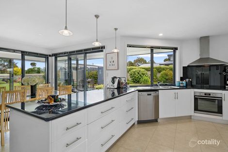Property photo of 13 Sandy Crescent Wynyard TAS 7325