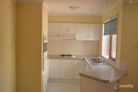 Property photo of 42 James Wyman Place Hampton Park VIC 3976