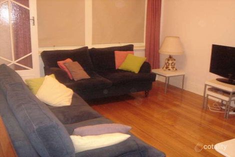 Property photo of 2/37-39 Waverley Road Malvern East VIC 3145