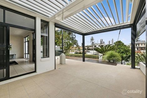 2/21 Vespa Cres, Surfers Paradise, QLD 4217