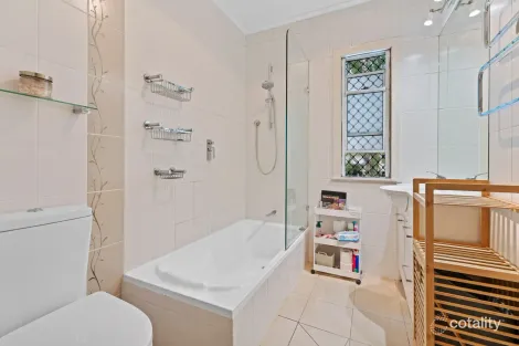 Property photo of 28 Stephenson Street Sadliers Crossing QLD 4305