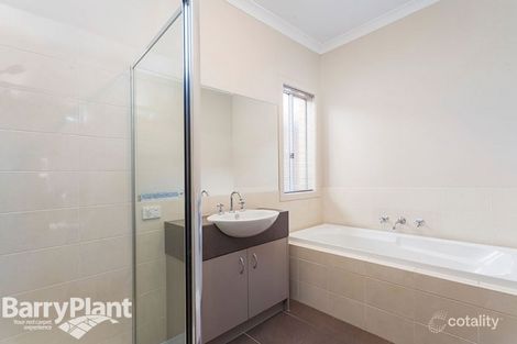 Property photo of 16 Eva Avenue Point Cook VIC 3030