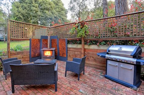 22 Bellbird Cres, Emerald, VIC 3782