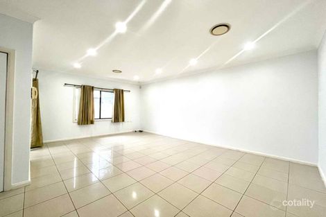 Property photo of 7/18-20 Girraween Road Girraween NSW 2145