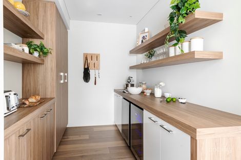 Property photo of 250 Botanic Loop Brigadoon WA 6069