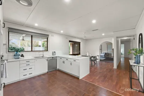 Property photo of 44 Monds Avenue Benalla VIC 3672