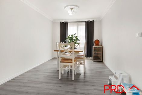 Property photo of 16 Dibar Drive Hillvue NSW 2340