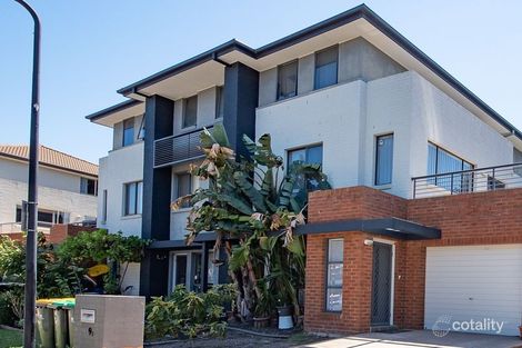 2/9 Wenton Rd, Holsworthy, NSW 2173