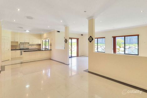 Property photo of 5 Vaucluse Place Mansfield QLD 4122