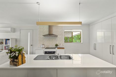 Property photo of 27 Serenity Drive Tinana QLD 4650