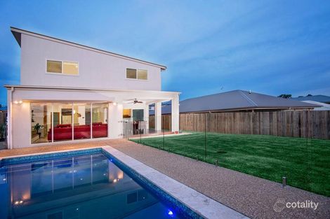 27 Valley Cct, Kuraby, QLD 4112