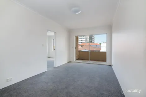 Property photo of 4/6-8 Waverley Crescent Bondi Junction NSW 2022