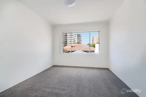 Property photo of 4/6-8 Waverley Crescent Bondi Junction NSW 2022
