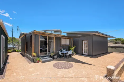 Property photo of 8 Seacrest Way Drummond Cove WA 6532