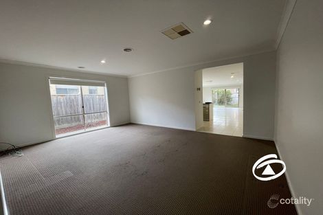 Property photo of 60 Chantenay Parade Cranbourne North VIC 3977