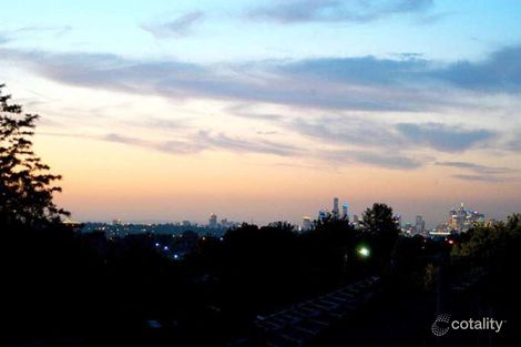 Property photo of 38 Hillside Road Mount Waverley VIC 3149