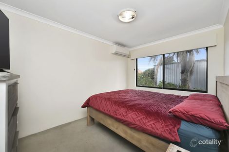 Property photo of 7 Mayfair Mews Meadow Springs WA 6210