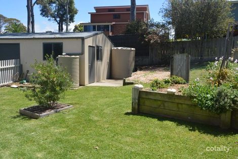 Property photo of 17 Renee Crescent Moruya Heads NSW 2537
