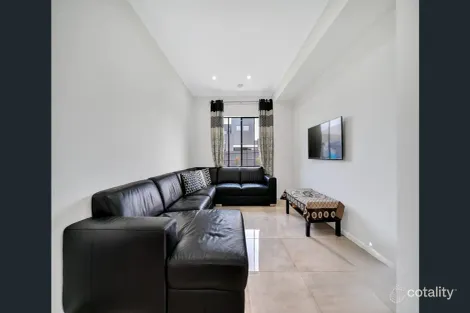Property photo of 8 Wagner Way Aintree VIC 3336