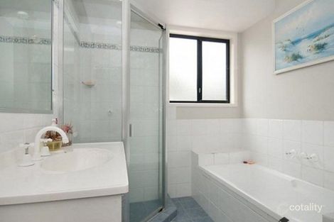 Property photo of 2/23 Kay Court Ormeau QLD 4208
