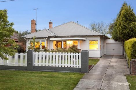 6 Brawn Ave, Lake Wendouree, VIC 3350