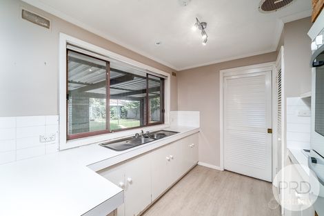 Property photo of 8 Jasmin Crescent Lake Albert NSW 2650
