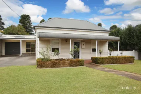 6 Earle St, Port Fairy, VIC 3284