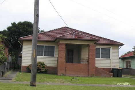 2/108 Barton St, Mayfield, NSW 2304