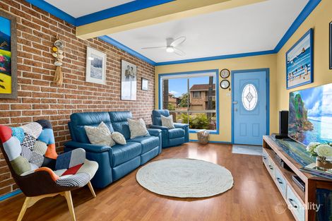 Property photo of 2/37 Reddall Parade Lake Illawarra NSW 2528