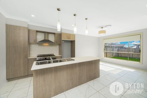 Property photo of 18 Marsdenia Avenue Melonba NSW 2765