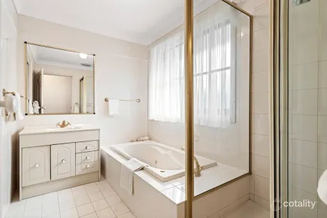 Property photo of 1/53 Brunel Street Aberfeldie VIC 3040