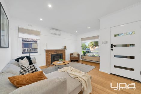 Property photo of 54 Hales Crescent Jacana VIC 3047