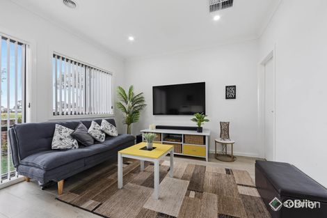 Property photo of 19 Leichhardt Avenue Burnside Heights VIC 3023