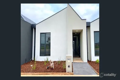 22 Kingdom Bvd, Weir Views, VIC 3338