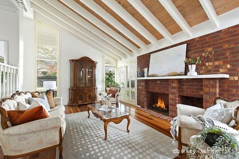 Property photo of 31 Tidcombe Crescent Doncaster East VIC 3109