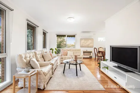 Property photo of 23 Batterbee Drive Mooroolbark VIC 3138