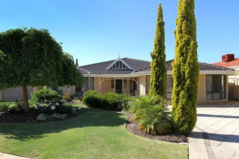 Property photo of 24 Riversdale Pass Jandakot WA 6164