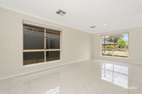 Property photo of 12 Joseph Way Woodcroft SA 5162