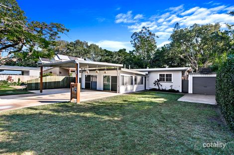 40 Kingfisher Pde, Toogoom, QLD 4655