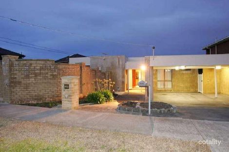 18 Lovett Dr, Avondale Heights, VIC 3034