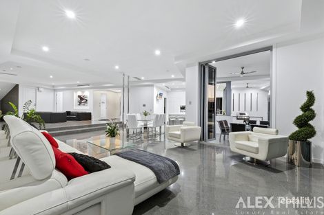 Property photo of 46 The Peninsula Paradise Point QLD 4216