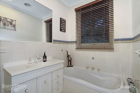 16 Bowen Ave, The Basin, VIC 3154