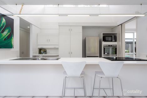 Property photo of 42 Glen Eagles Drive Robina QLD 4226
