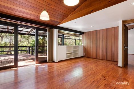 Property photo of 15 Scenic Crescent Eltham North VIC 3095