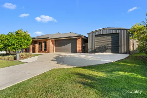 3 Pineapple Pl, Glass House Mountains, QLD 4518
